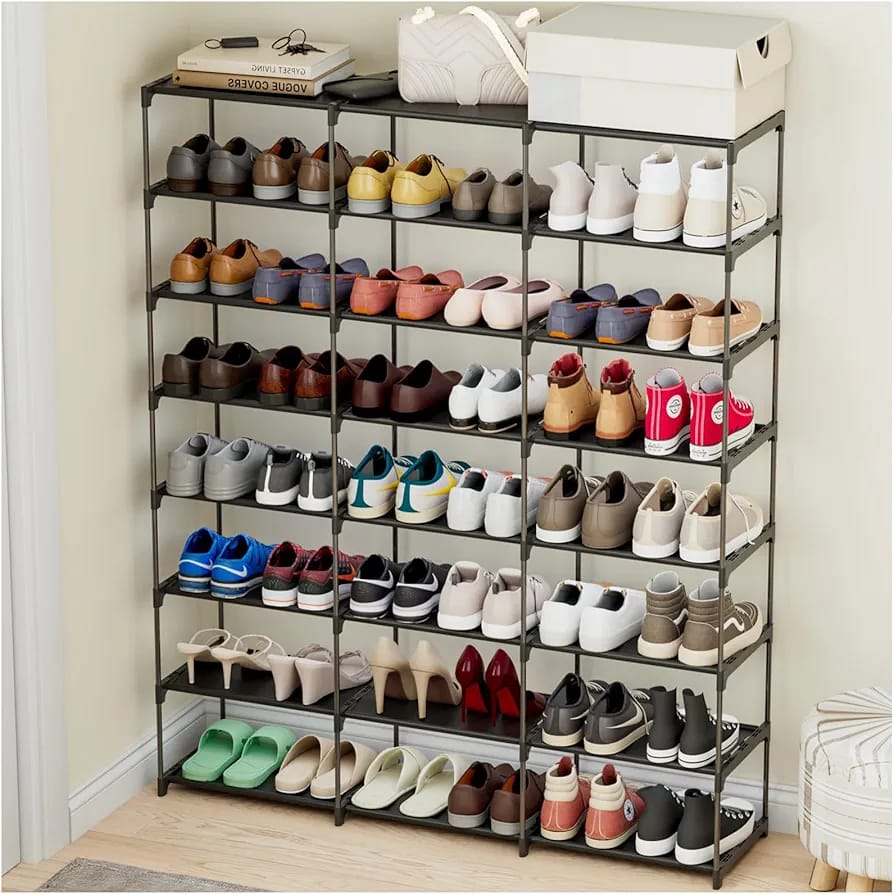 Light shoe cabinet